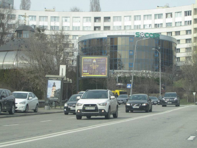 Скролл/Ситиборд, Киев, Старонаводницька, 8  (за 40м до світлофору на перехресті з вул. Лейпцизька)