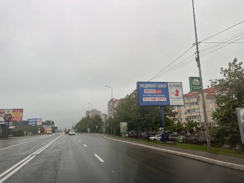 Билборд/Щит, Святопетровское, Святопетрівське, напротив Петровского Квартала, возле светофоров и остановки