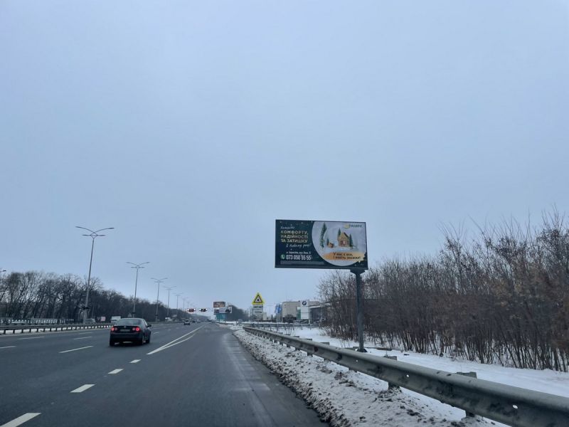 Білборд/Щит, Траси, Бориспільське шосе, 31+480,  перед АВТ Баварія в напрямку Бориспіль