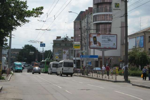 Билборд в Хмельницком на улице Каменецкой.