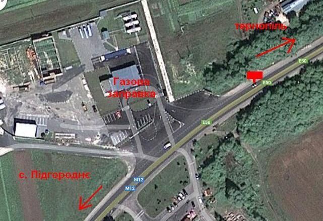 Билборд/Щит, Трассы, Бережанська - Підгороднє Б 3 (в місто) зліва