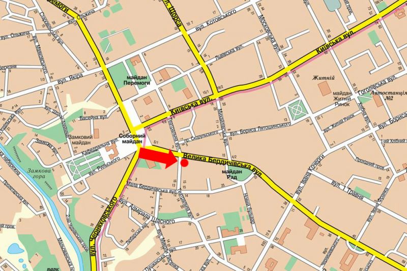 Ситилайт, Житомир, Бердичівська вул., 4 / Театральна вул., навпроти магазину "Брейн", Автодорожного коледжу, на світлофорі