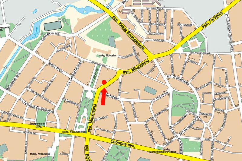 Сітілайт, Рівне, Міцкевича вул., 1, біля готелю "Мир"