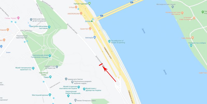 Ситилайт, Киев, Дніпровський узвіз, 400 м до повороту на Набережну, рух в напрямку центру