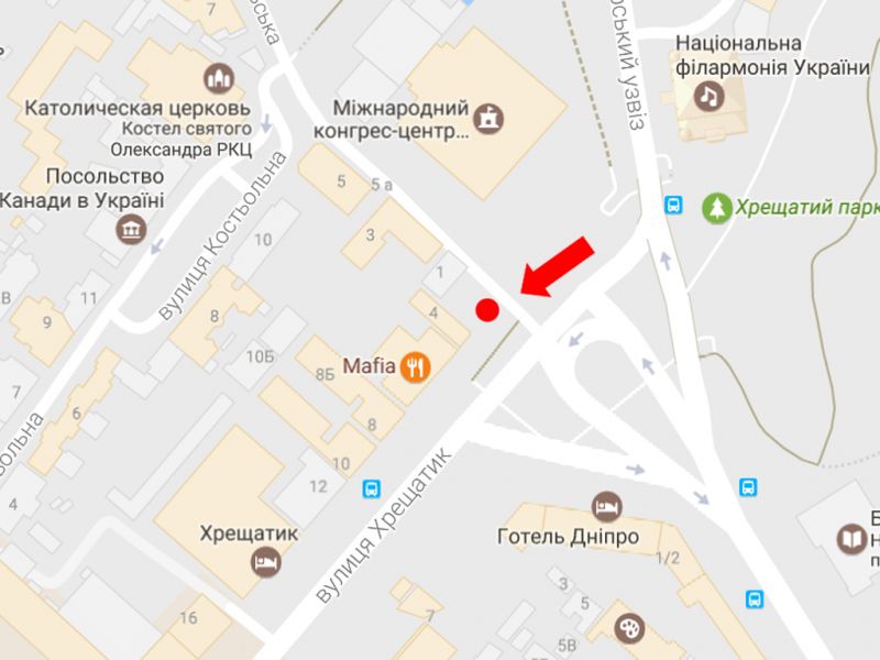 Ситилайт, Киев, Хрещатик вул., 4 / Трьохсвятительська вул., в бік Незалежності пл.