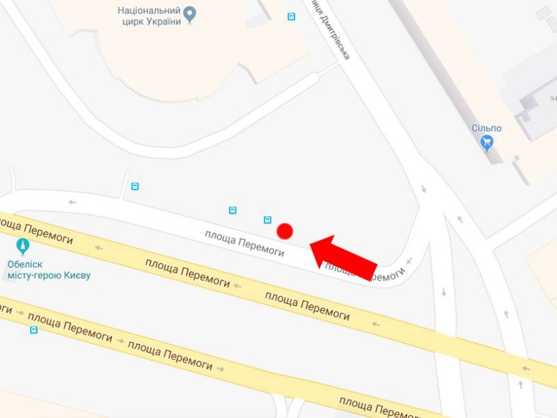 Сітілайт, Київ, Перемоги пл., 2, біля Цирку, в сторону Повітрофлотського мосту