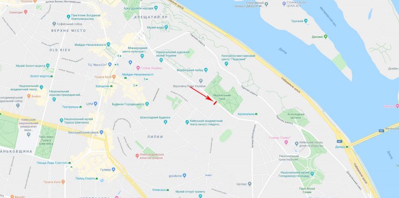 Скролл/Ситилайт, Киев, Грушевського Михайла вул. 28/2, напроти Маріїнського парку, рух в напрямку ст. м. "Арсенальна"