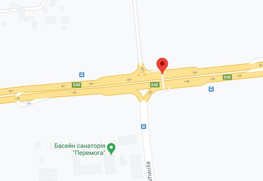 Реклама на мостах, Київ, Брест - Литовська шосе. Шостий від Києва, зупинка Чайка, другий поворот на с. Чайку, поворот на Рыб. Госп, напрямок - з Києва