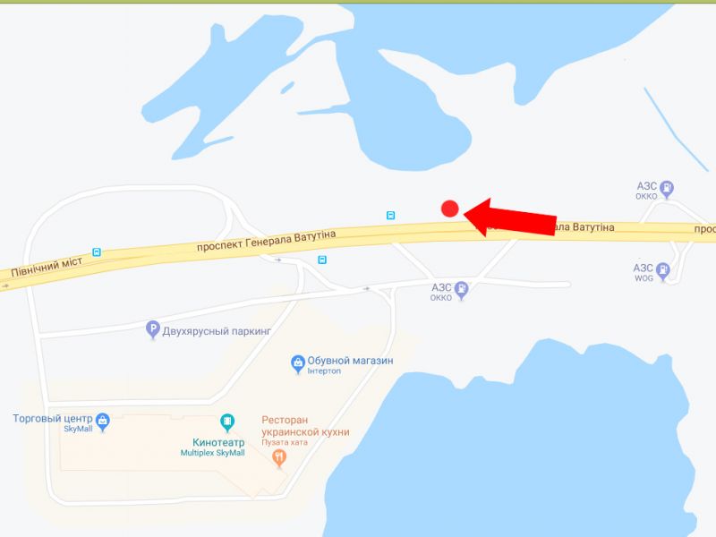 Беклайт, Київ, Шухевича пр. (колиш. Ватутіна пр.), навпроти ТРЦ "Sky Mall", в сторону ст.м. "Почайна", центру
