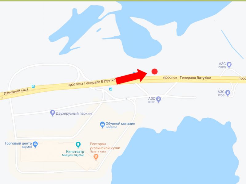Беклайт, Київ, Шухевича пр. (колиш. Ватутіна пр.), навпроти ТРЦ "Sky Mall", в сторону Троєщини
