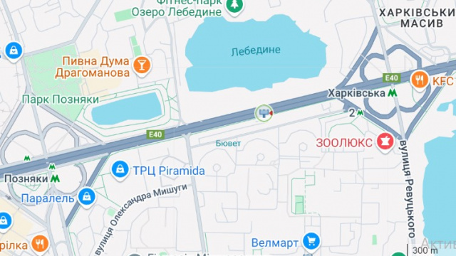 Білборд/Щит, Київ, Бажана М. просп., 26, метро Позняки, (МакДональдз, ТЦ "Пірамида", ТЦ "Аладдін"), в напрямку Південний міст