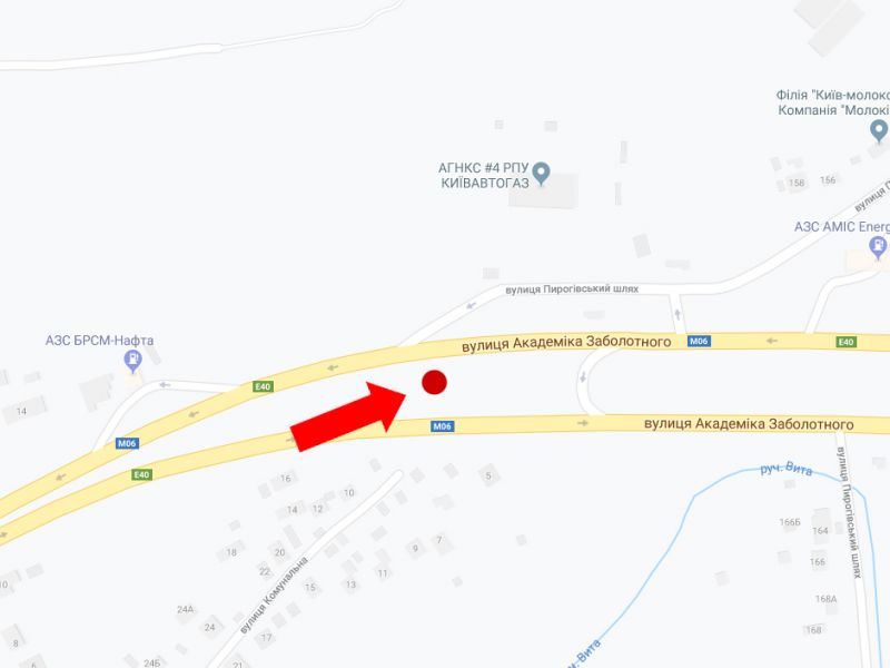 Билборд/Щит, Киев, Заболотного вул - Пирогівський шлях, біля тютюнової фабрики, роздільник, в бік Столичного шосе