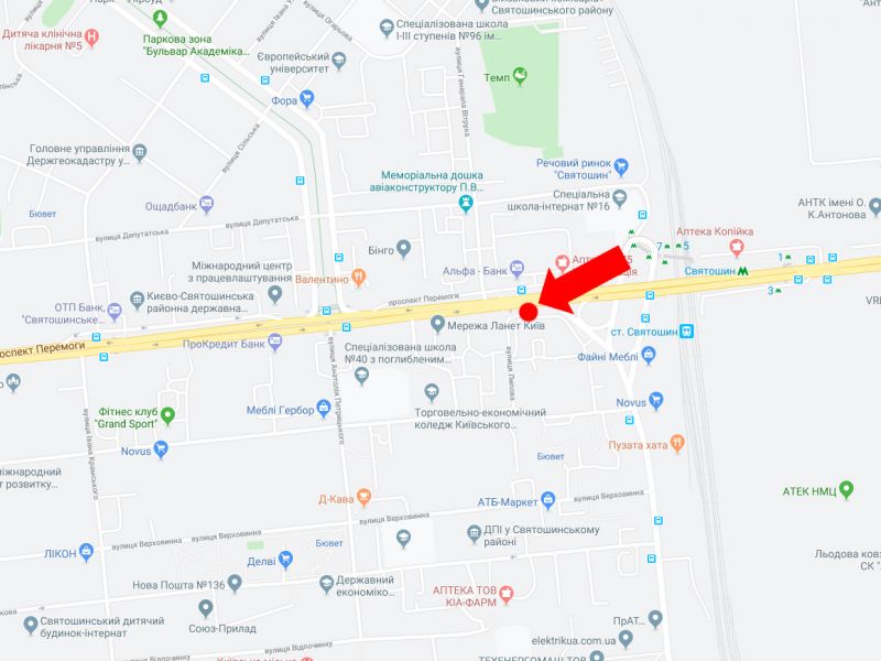 Билборд/Щит, Киев, Перемоги пр. 106/2, біля супермаркетів "Сільпо", "Фокстрот", "Watsons", з центру