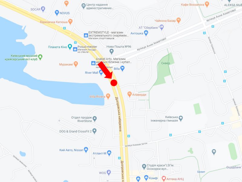 Led екран/Відеоборд, Київ, Дніпровська набережна вул., 49 - вул. Ахматової, роздільник, біля ТРЦ "River Mall", світлофор, в бік пр. Бажана, (ролик 10 сек, 1 вихід/1,5 хвилини)