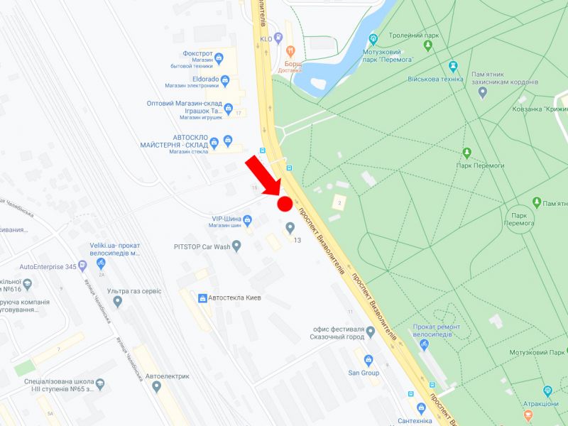 Білборд/Щит, Київ, Визволителів пр., 15, біля супермаркетів "Фокстрот" і "Ельдорадо", в бік пр. Броварського