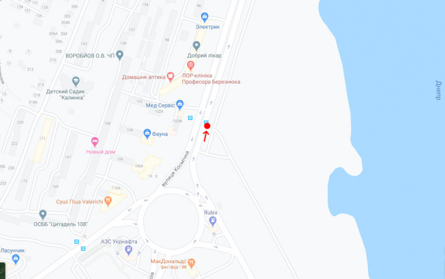 Реклама на остановках, Днепр, Вул.Набережна Перемоги, навпроти буд.100/ул. Набережная Победы, напротив д. №100