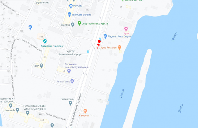 Реклама на остановках, Днепр, Вул.Набережна Перемоги, навпроти буд.40А/ул. Набережная Победы, напротив д. №40