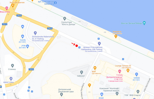 Реклама на остановках, Днепр, Вул.Січеславська Набережна, біля буд.33А, біля Державного Цирку/ул. Набережная Ленина, возле д. 33 А, район Цирка