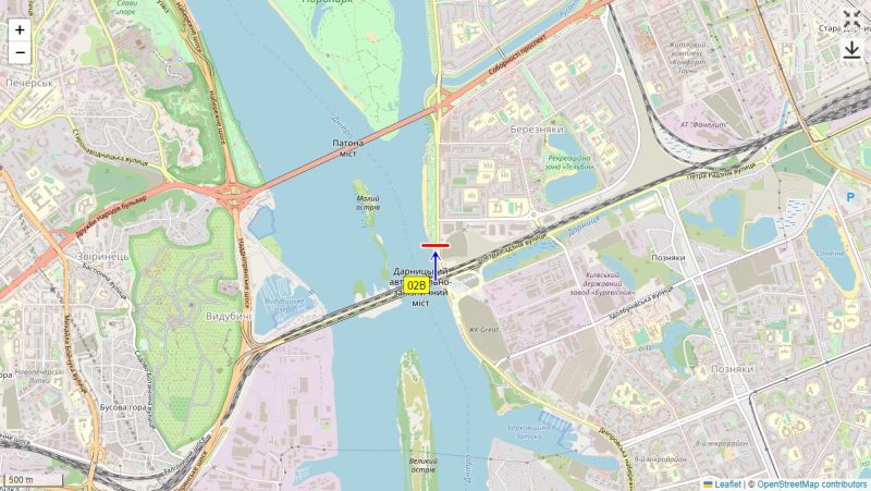Беклайт, Київ, Дніпровська наб., навпроти "Епіцентру", до мосту Патона