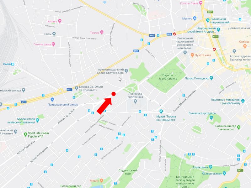 Скрол/Сітілайт, Львів, Митрополита Андрея вул., 10, роздільник, район Політеху, в сторону Святого Юра пл.