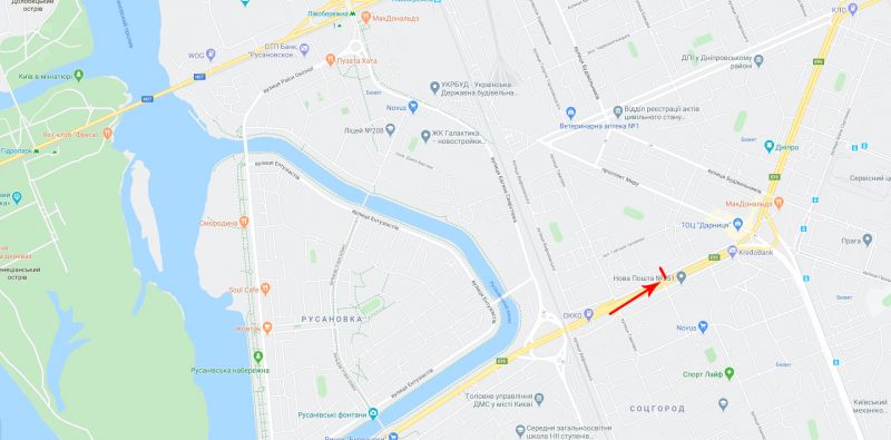 Ролер/Призматрон, Київ, Соборності пр-т, навпроти буд. 5, рух в напрямку Дарницької пл.