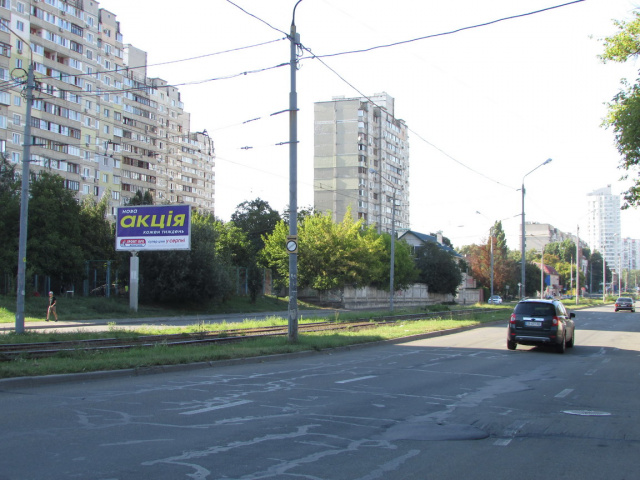 Білборд/Щит, Київ, Автозаводська, 67 рухаючись до вул. Полярна, ліворуч