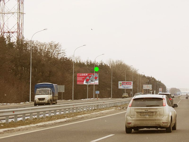 Білборд/Щит, Траси, А/д М-03 Київ-Полтава-Харків 08; км 48+100 м, ліворуч / з Києва; виїзд з АЗС на межі с. Іванків