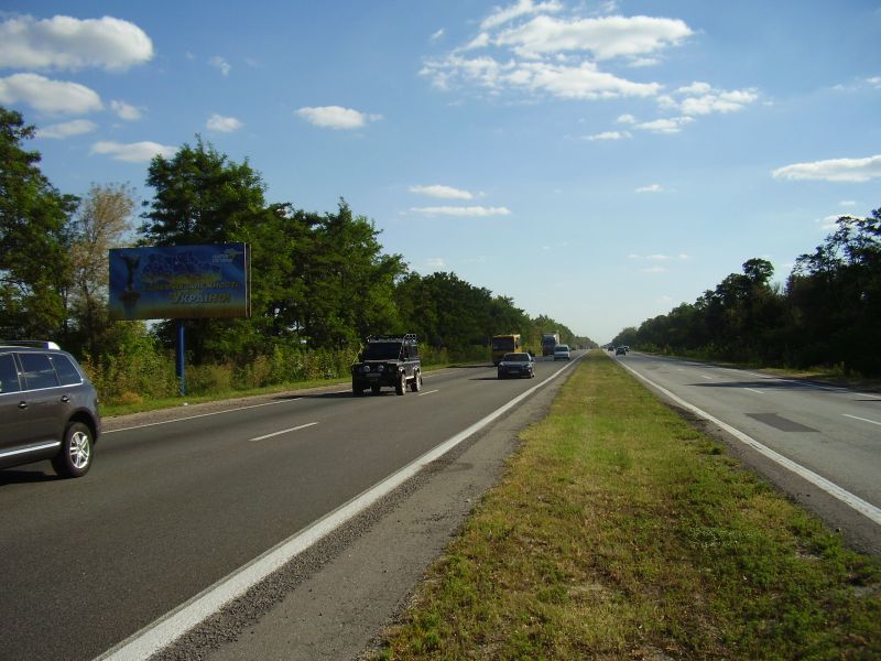 Билборд/Щит, Трассы, с. Соколівка, траса М-05 Київ-Одеса, км 71+520 ліво, через 390м після повороту на с. Соколівка