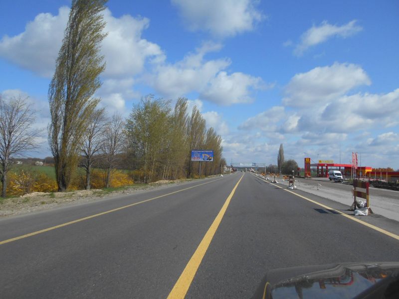 Билборд/Щит, Трассы, траса М-05 Київ-Одеса, км 97+785 право, за 620м до повороту на с. Одноріг, через 820м після повороту на с. Черкас