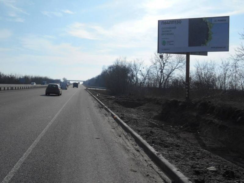 Билборд/Щит, Трассы, с. Соколівка, траса М-05 Київ-Одеса, км 70+540 право, через 240м після АЗС LUXWEN, за 590м до повороту на с. Соколівка