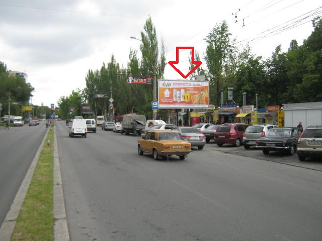 Роллер/Призматрон, Запорожье, 321_Запоріжжя _ вул Перемоги /Сталеварів (поряд 6 Міськлікарня, Медичний університет, зупинки міського транспорту)