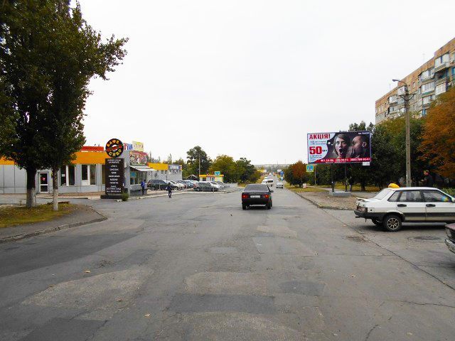 Білборд/Щит, Кривий Ріг, мкр. Сонячний, 7 (ТЦ "АТБ"), до Космонавтів вул.