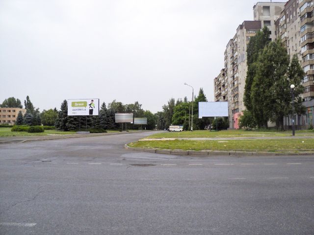 Билборд/Щит, Кривой Рог, Художня вул., 13 - Матусевича вул.(цирк)