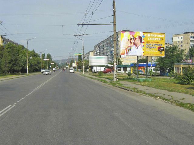 Білборд/Щит, Кривий Ріг, мкр. 7-й  Зарічний, Соколовская вул., 7 (ринок, "АТБ"), до  Кресовської дамби