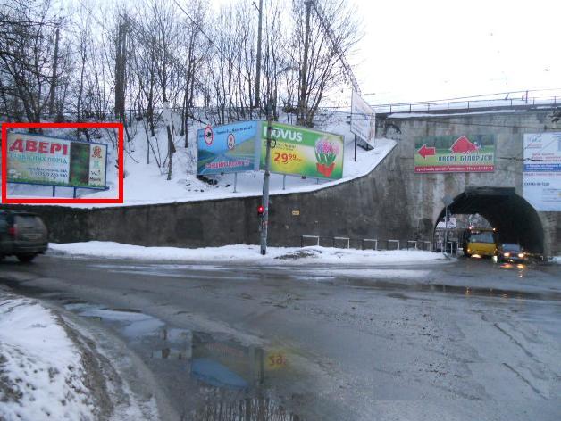 Білборд/Щит, Тернопіль, вул. Вояків Дивізіі Галичина на підйомі (зправ)