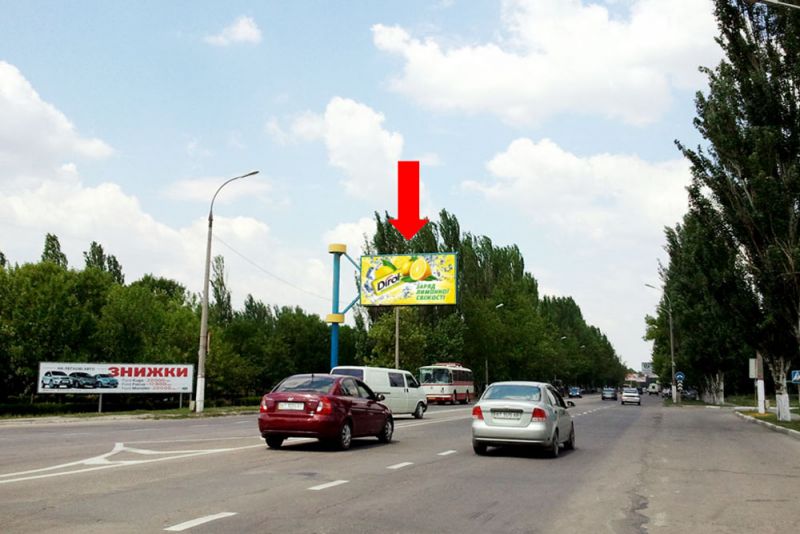Билборд/Щит, Херсон, Миколаївське шосе, поворот на "Оригінал-Авто", з центру (флажок)