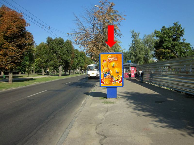 Ситилайт, Черкассы, Шевченка бул., біля Дитячого парку, зупинки, із центру