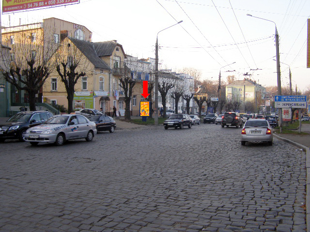 Ситилайт, Черновцы, Головна вул., 126, навпроти Укрексімбанку, в центр