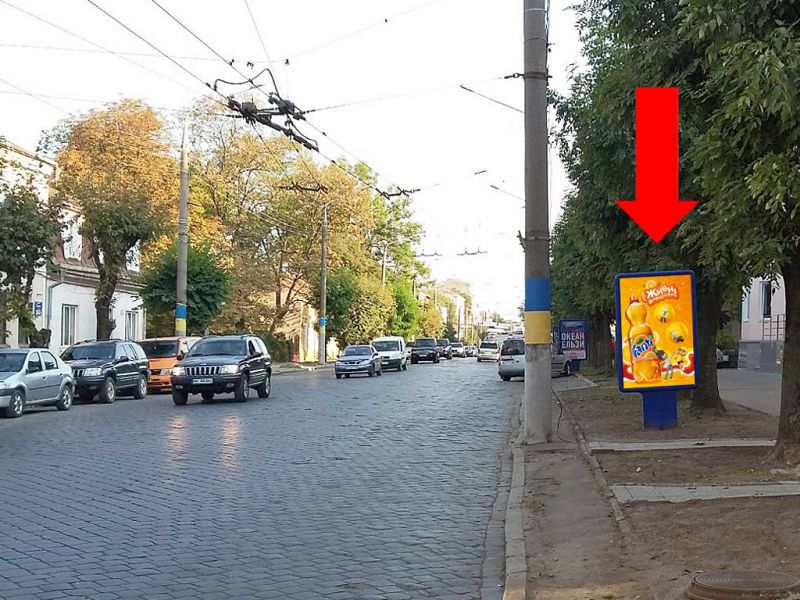 Ситилайт, Черновцы, Головна вул., 104 / Щербанюка вул. (кол. Чапаєва вул.), з центру