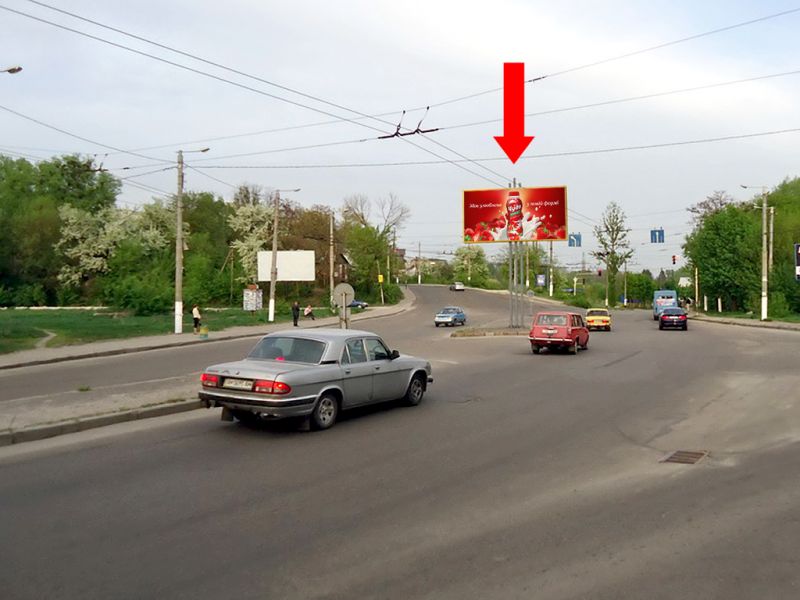 Білборд/Щит, Житомир, Бердичівська вул. / Селецька вул., Смоленська пл., роздільник, в центр