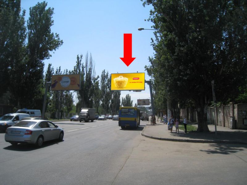 Роллер/Призматрон, Одесса, Миколаївська дорога, 259, біля комплексу відпочинку "Дім Павлових", в центр (флажок)