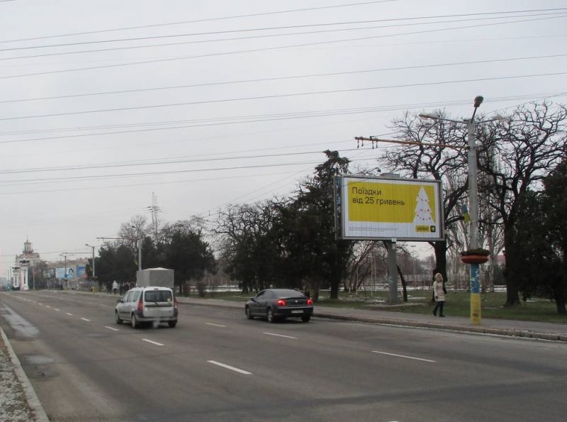 Ролер/Призматрон, Запоріжжя, пр.Соборний - вул.Верхня, ст.А (призматрон)