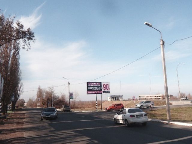 Білборд/Щит, Кривий Ріг, Бикова вул., 33, (ТЦ "Епіцентр"), в'їзд на стоянку ТЦ "Епіцентр"