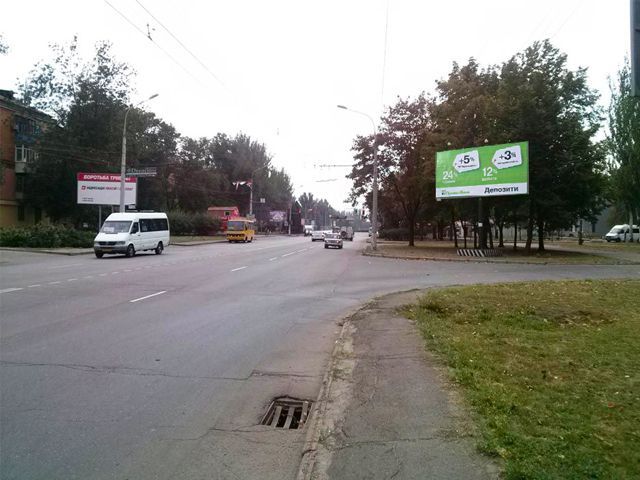 Білборд/Щит, Кривий Ріг, Дніпровське шосе вул,  - Ярослава Мудрого  вул., на автовокзал