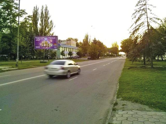 Білборд/Щит, Кривий Ріг, Матусевича вул., (маг. "Спутник"), до Металургів пр.