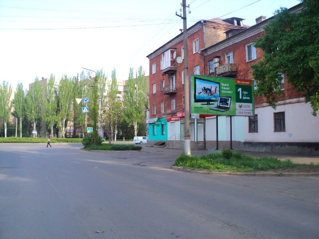 Білборд/Щит, Кривий Ріг, Дніпровське шосе вул., 2 - Бородича, до Маяковського пл.