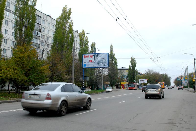 Билборд/Щит, Полтава, вул. В.Тирновська, 14 (зуп. «Автовокзал») білборд