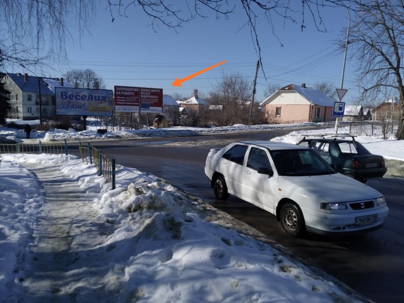 Білборд/Щит, Стебник, перехрестя вул.Дрогобицка-вул.Грушевського (Міська Рада)