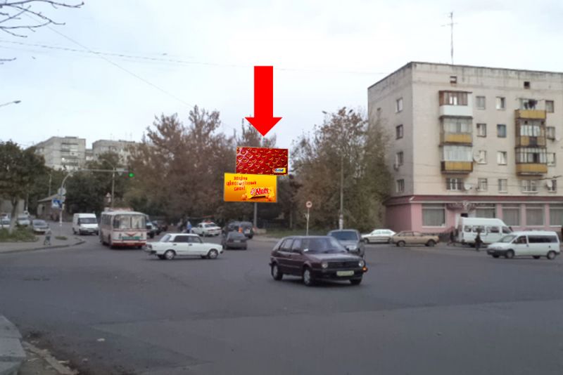 Білборд/Щит, Житомир, Бердичівська вул., 97 / Толстого вул., на світлофорі, верхня