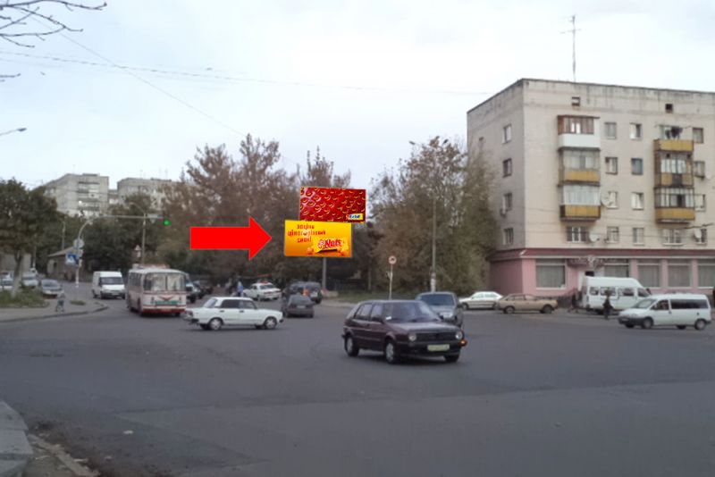 Білборд/Щит, Житомир, Бердичівська вул., 97 / Толстого вул., на світлофорі, нижня